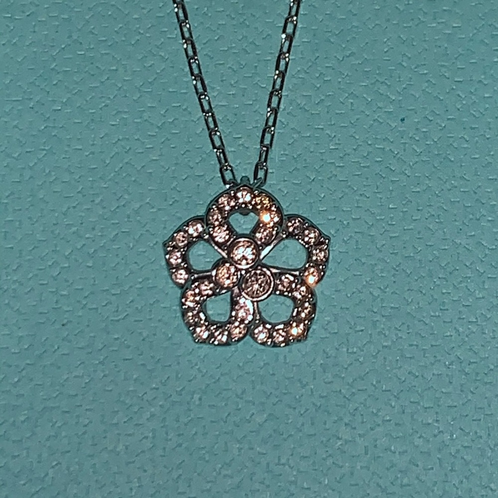 Swarovski Flower Pendant Silver Necklace